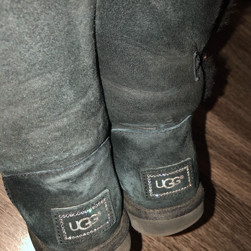 UGG Black Short Suede Boots with Sequin Logo